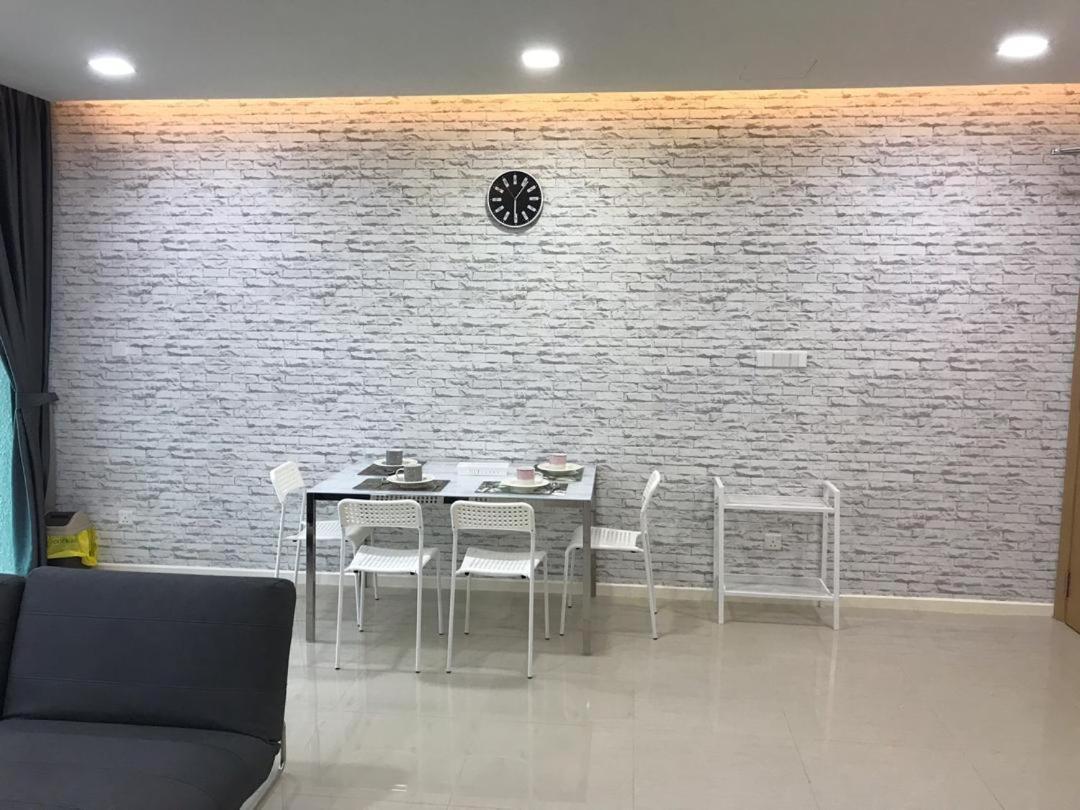 Apartment Jb Luxe Suasana 2br 6pax Jbcc&cs Ciq Johor Bahru